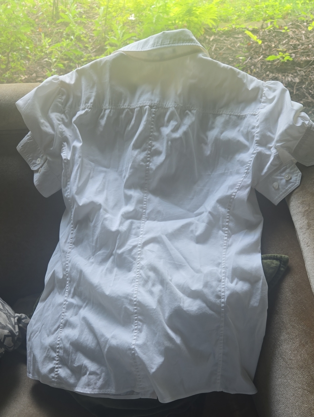 Gucci White Short-Sleeve Button-Down Shirt - Picture 6 of 7